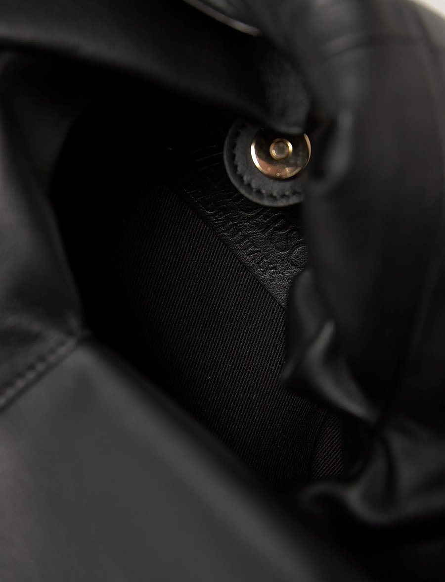 JW Anderson - Mini Twister leather Hobo Bag - henkeltaschen - black - 4