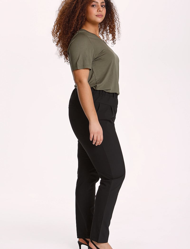 Kaffe Curve - KCjia Pants - kitsalõikelised püksid - black deep - 4