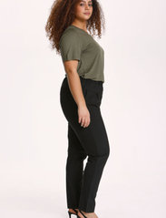 Kaffe Curve - KCjia Pants - slim fit trousers - black deep - 5