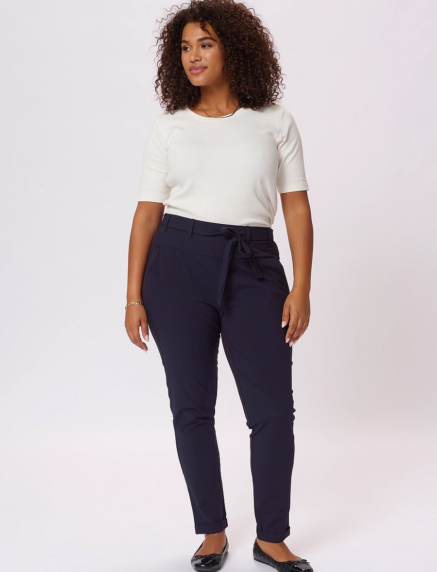 Kaffe Curve - KCjia Belt Pants - slim fit bukser - midnight marine - 3