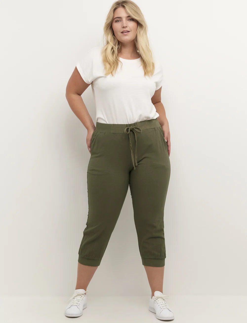 Kaffe Curve - KCnana Capri Pants - capri byxor - grape leaf - 3