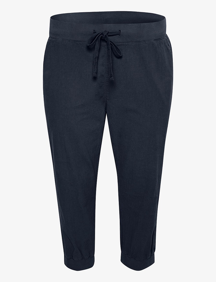 Kaffe Curve - KCnana Capri Pants - capri byxor - midnight marine - 1