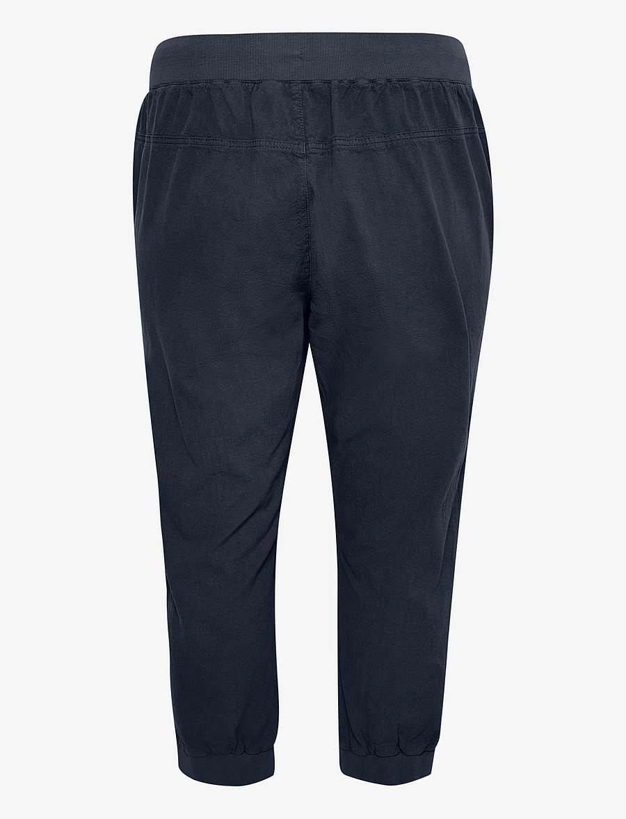 Kaffe Curve - KCnana Capri Pants - capri byxor - midnight marine - 2