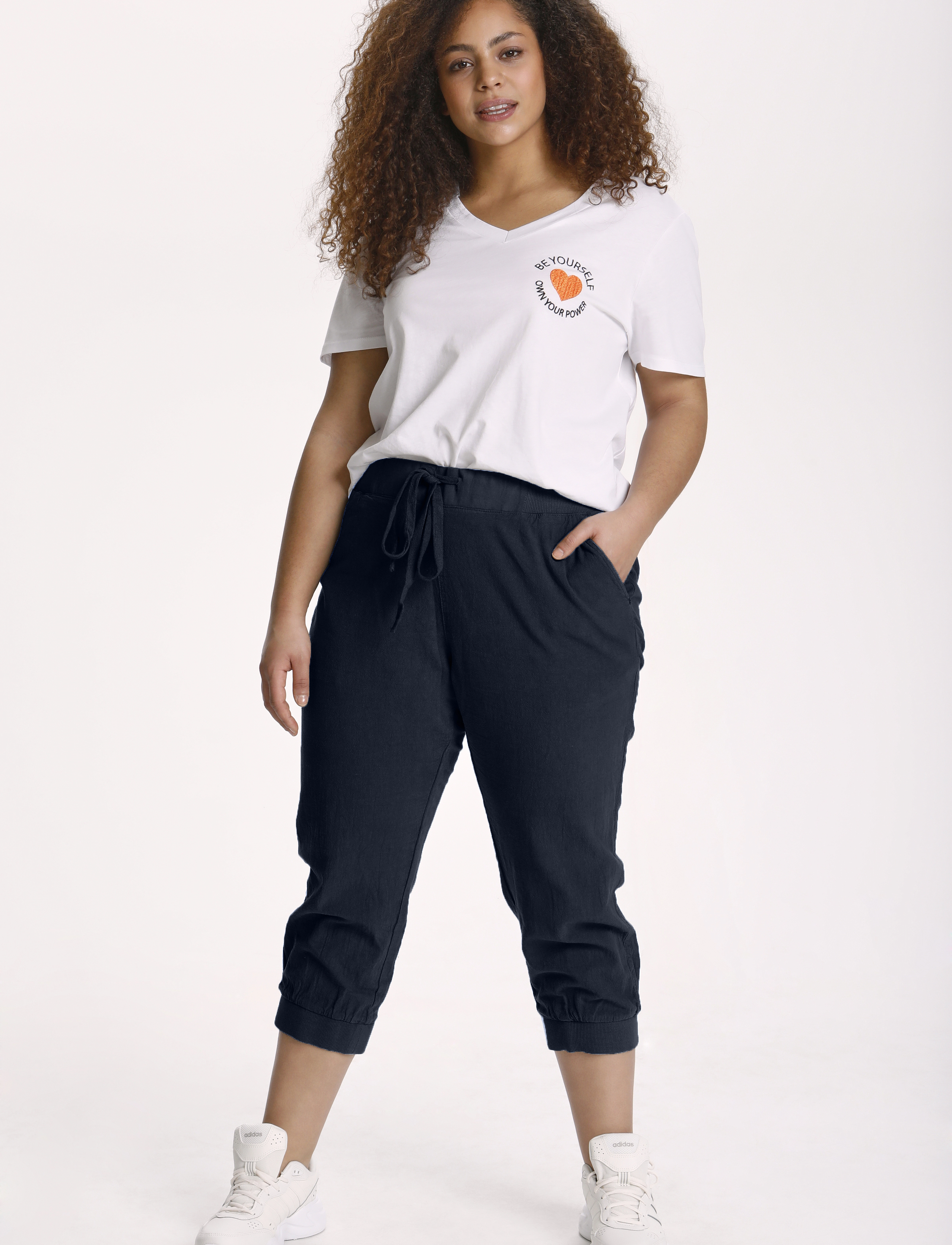 Kaffe Curve KCnana Capri Pants - Trousers - MIDNIGHT MARINE / black