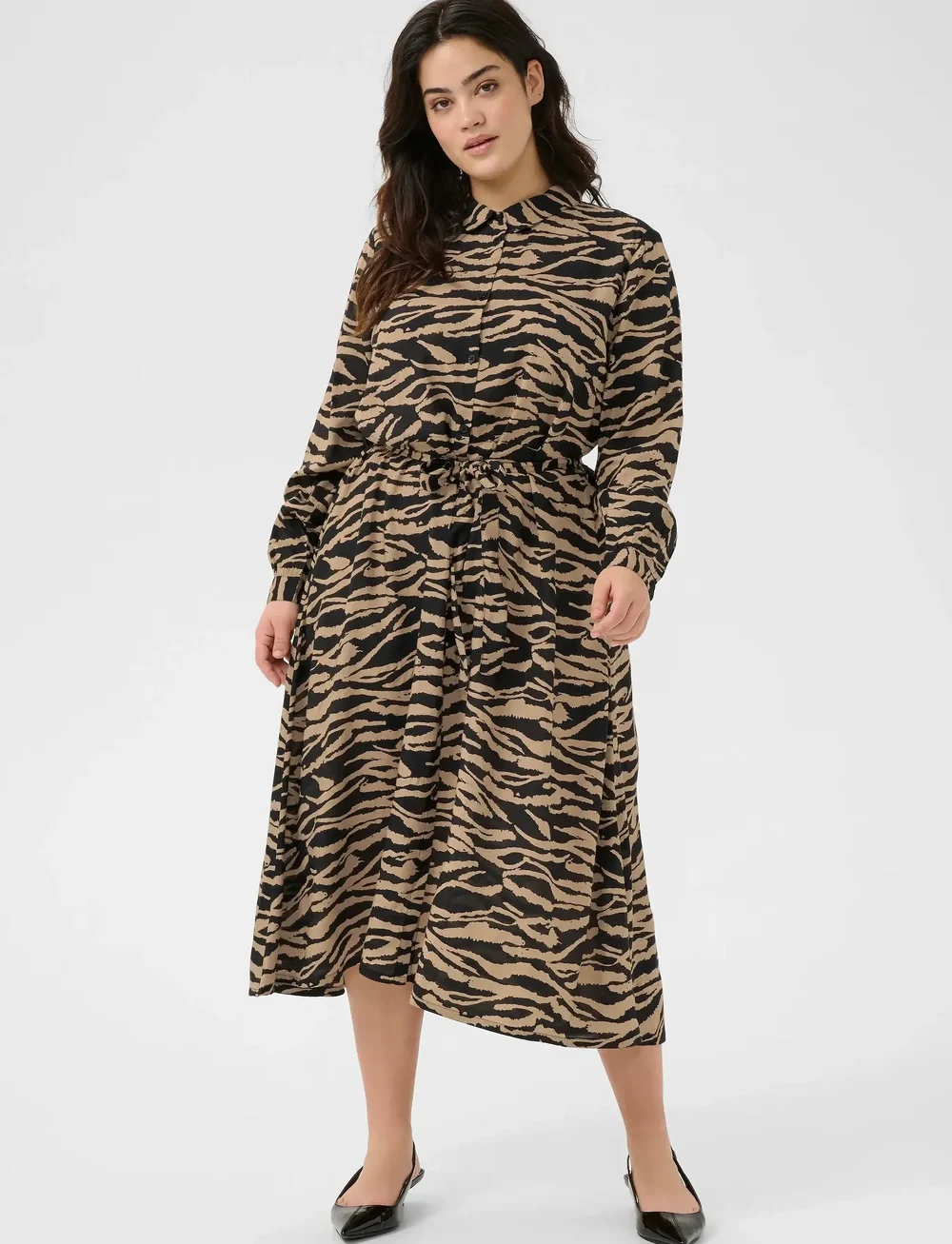 Kaffe Curve - KColivia Dress - sukienki koszulowe - black deep/nomad print - 0