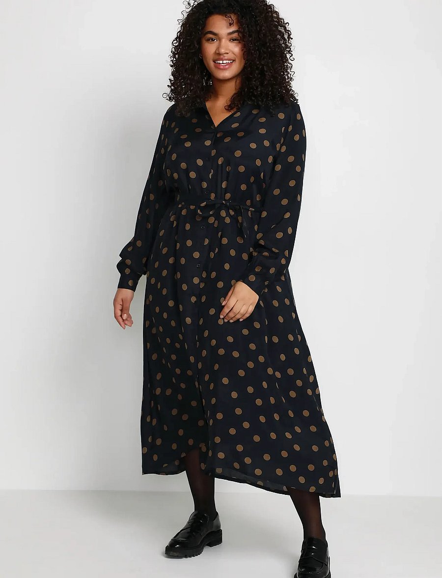 Kaffe Curve - KColivia Dress - skjortekjoler - black with mustang dot - 3