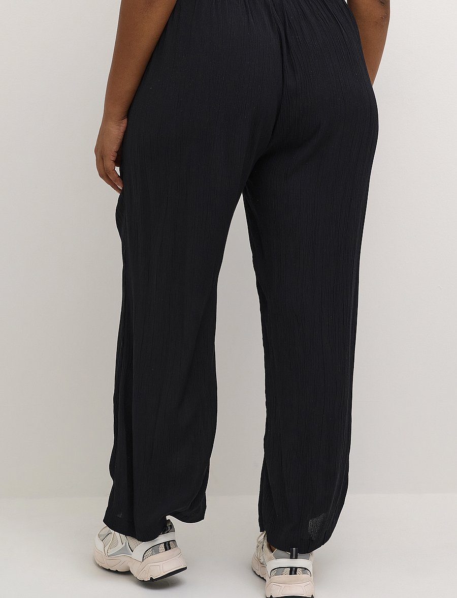 Kaffe Curve - KCdacina Ami Pants - bukser med brede ben - black deep - 5