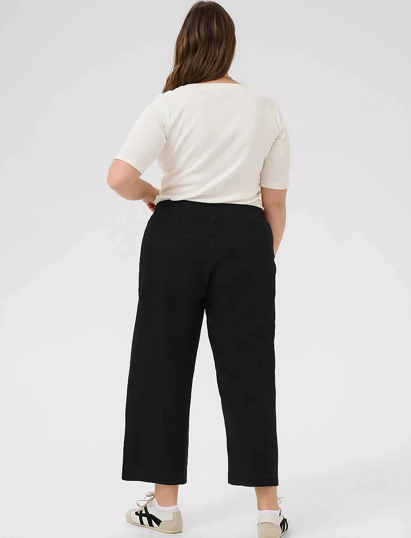 Kaffe Curve - KCnana Culotte Pants - culottes - black deep - 4