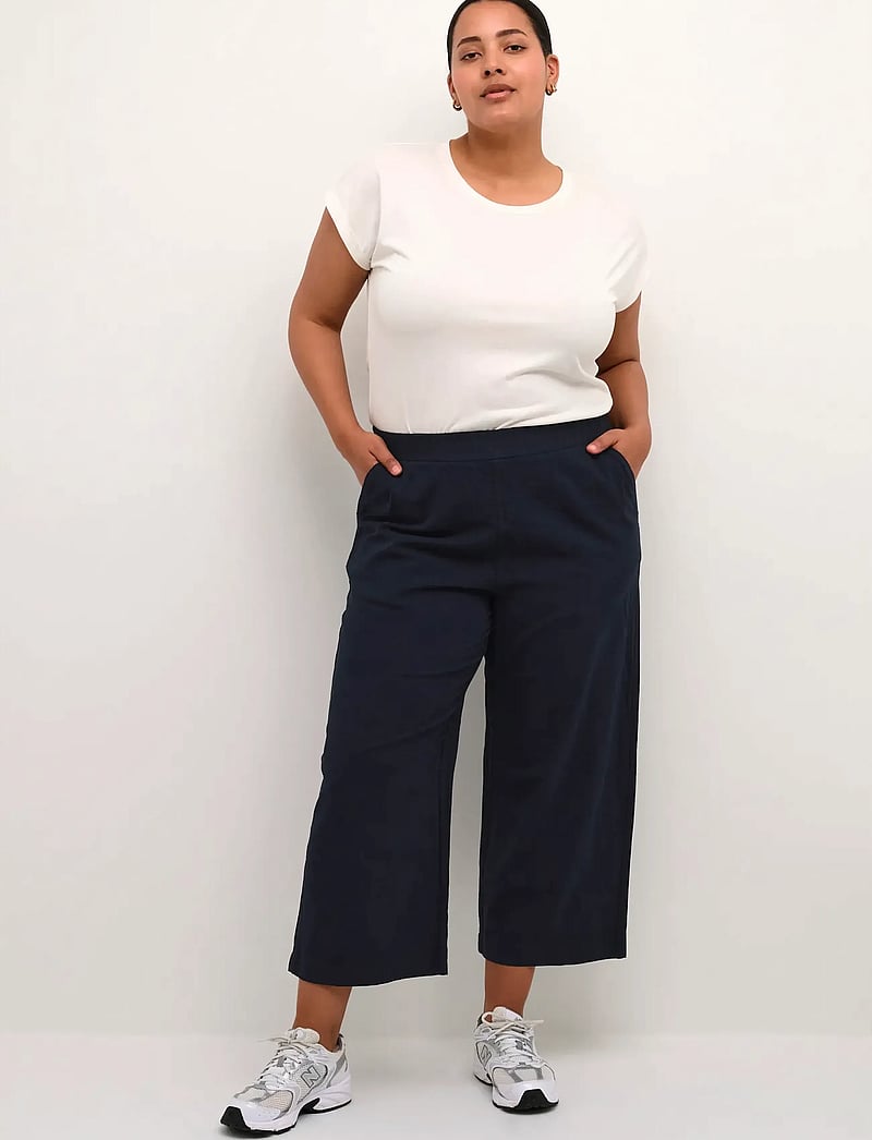Kaffe Curve - KCnana Culotte Pants - culottes - midnight marine - 3