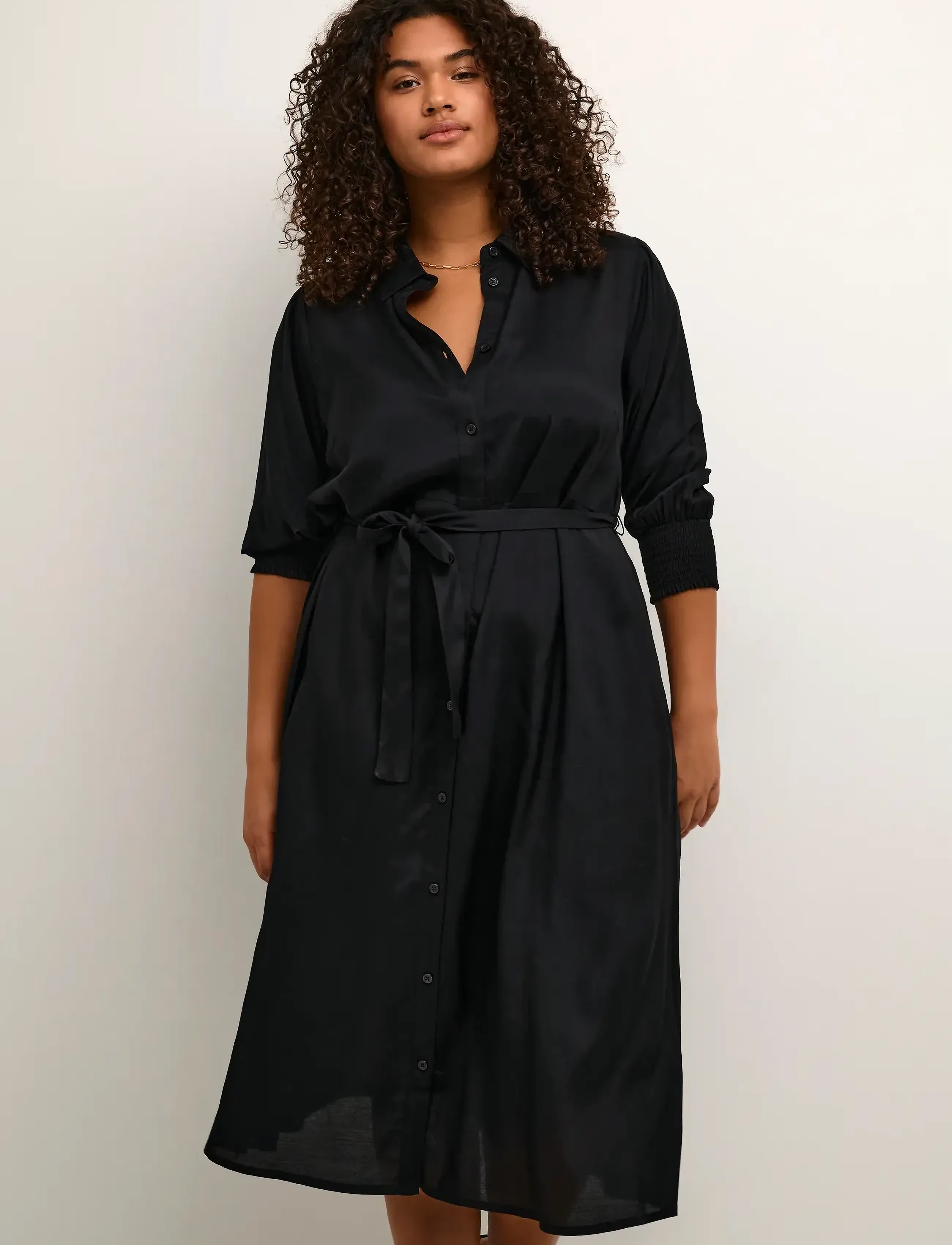 Kaffe Curve Kcemina Oline Dress, Kvinder, Midi Skjortekjole, Sort, Str: 50