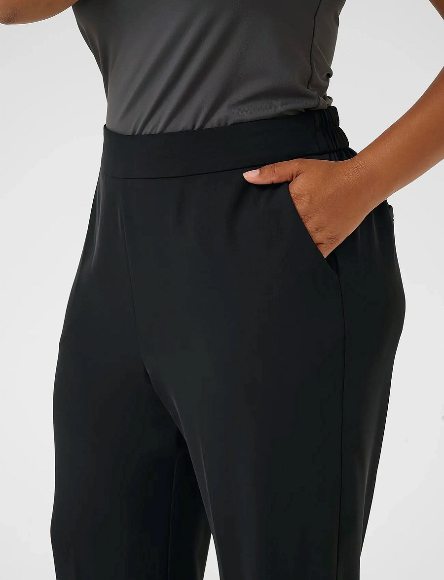 Kaffe Curve - KCsigne HW Wide Pants - habitbukser - black deep - 5