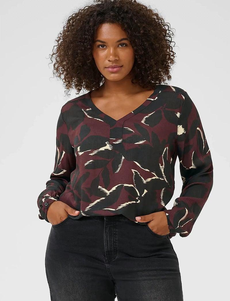 Kaffe Curve - KCami LS Blouse Printed - langärmlige blusen - windsor wine/black flower - 0