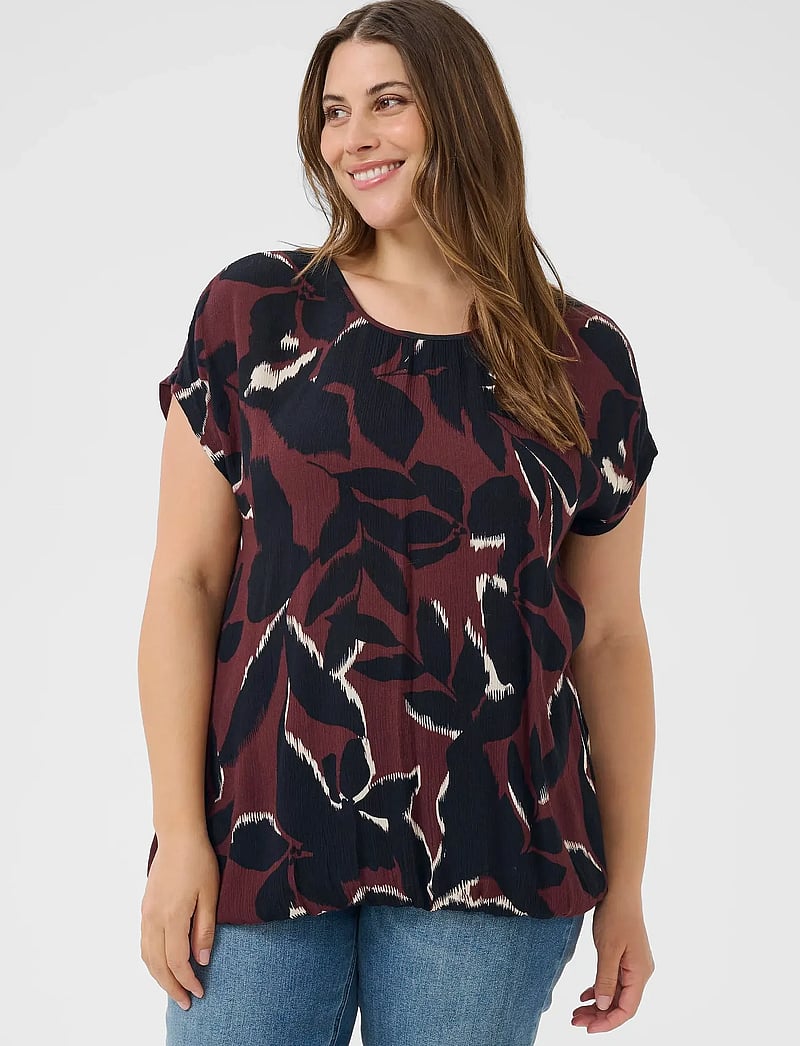 Kaffe Curve - KCami Stanley Printed - kurzämlige blusen - windsor wine/black flower - 0