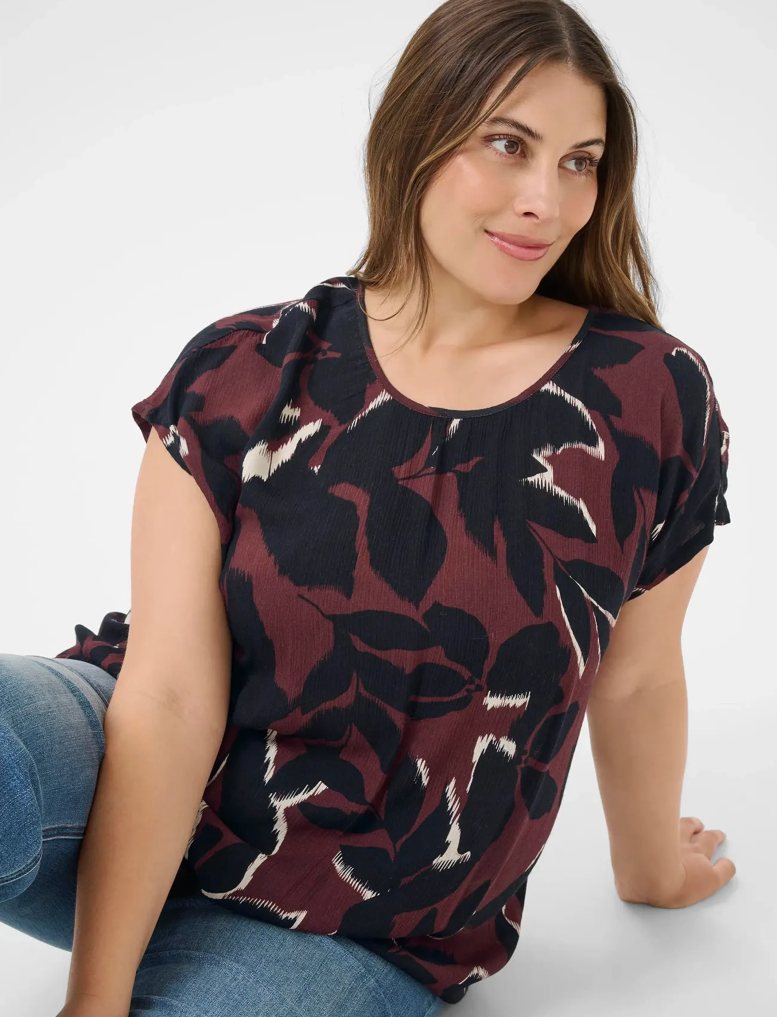 Kaffe Curve - KCami Stanley Printed - kortærmede bluser - windsor wine/black flower - 5