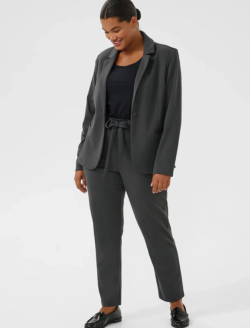 Kaffe Curve - KCjenna Blazer - enkeltradede blazere - black oyster - 3