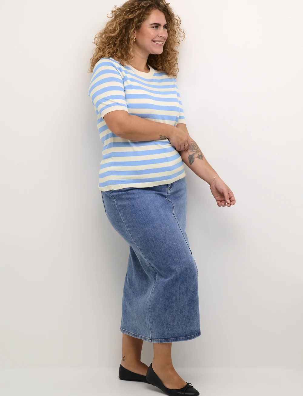 Kaffe Curve - KCmalia Wide Stripe Knit - stickade tröjor - vista blue/turtledove stripe - 3