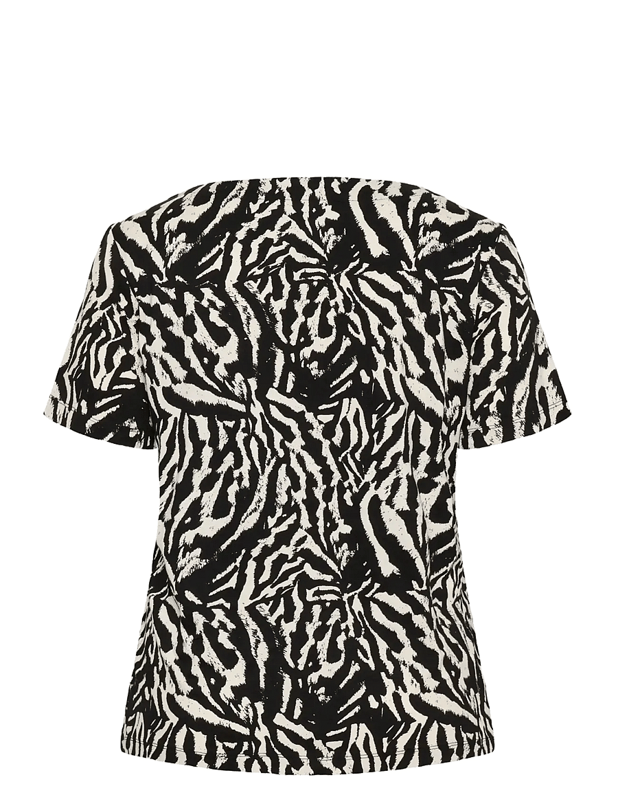 Kaffe Curve - KCmella Jersey Blouse - lühikeste varrukatega pluusid - black deep/chalk s animal - 2