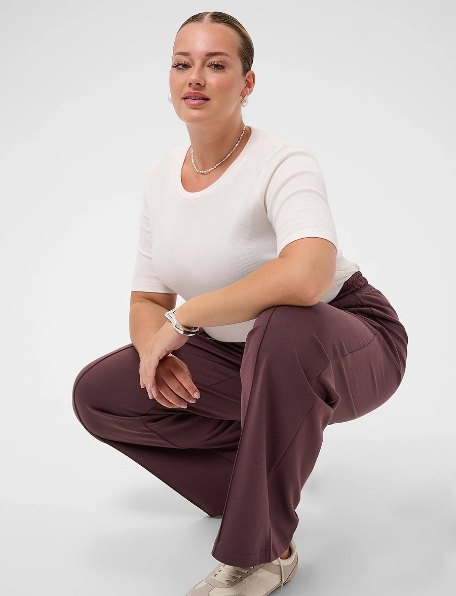 Kaffe Curve - KCjenna Straight Pants - raka byxor - fudge - 5