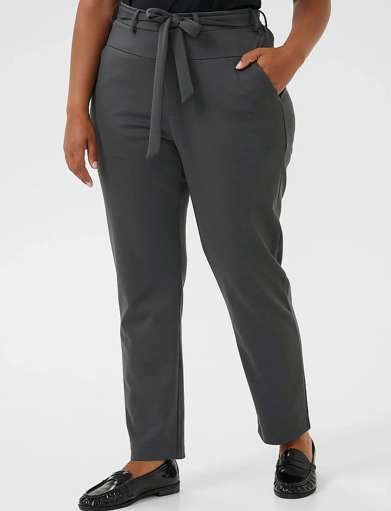 Kaffe Curve - KCjenna Belt Pant - pantalons slim fit - black oyster - 0