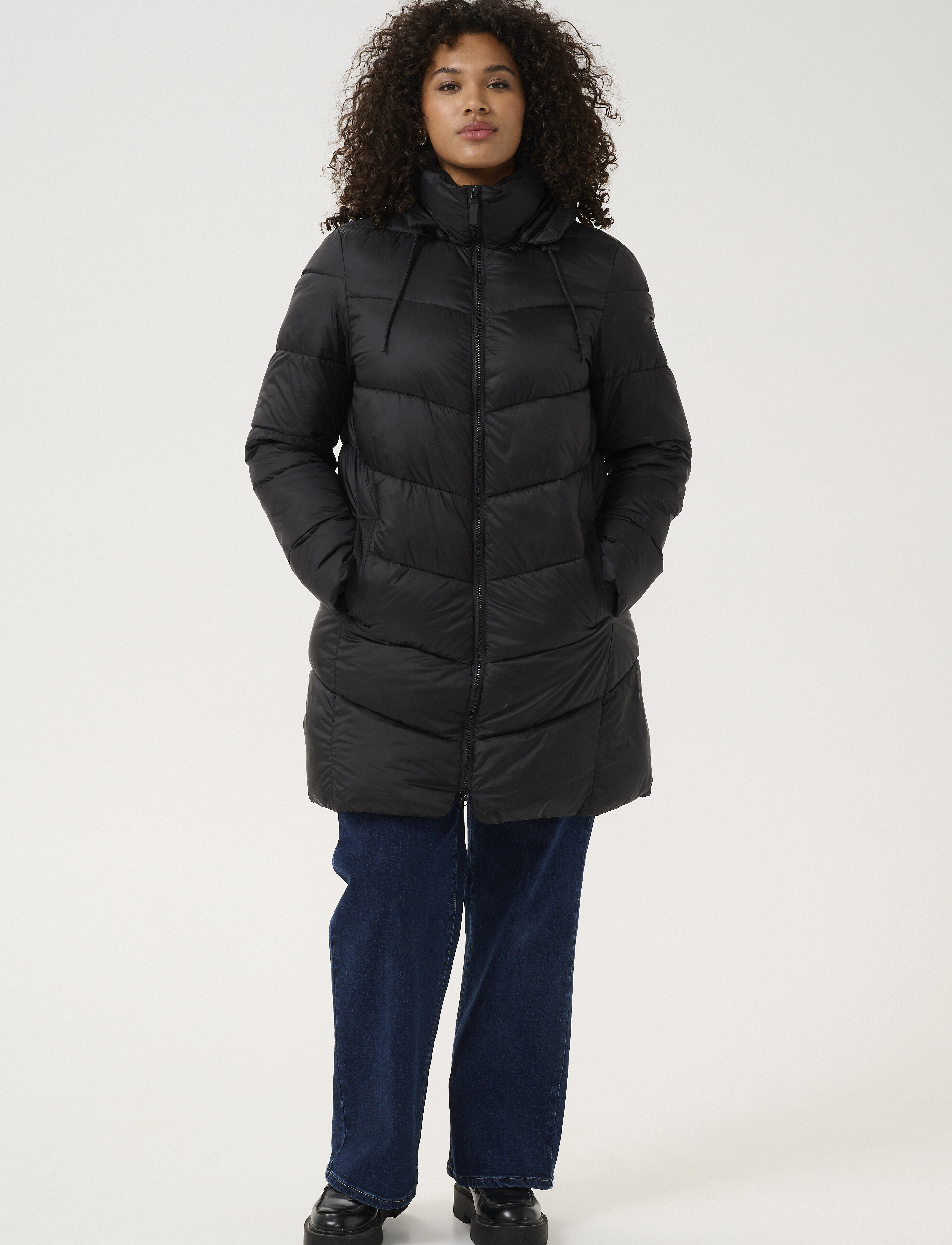 Kaffe Curve - KCsusanna Coat - down- & padded jackets - black deep - 3