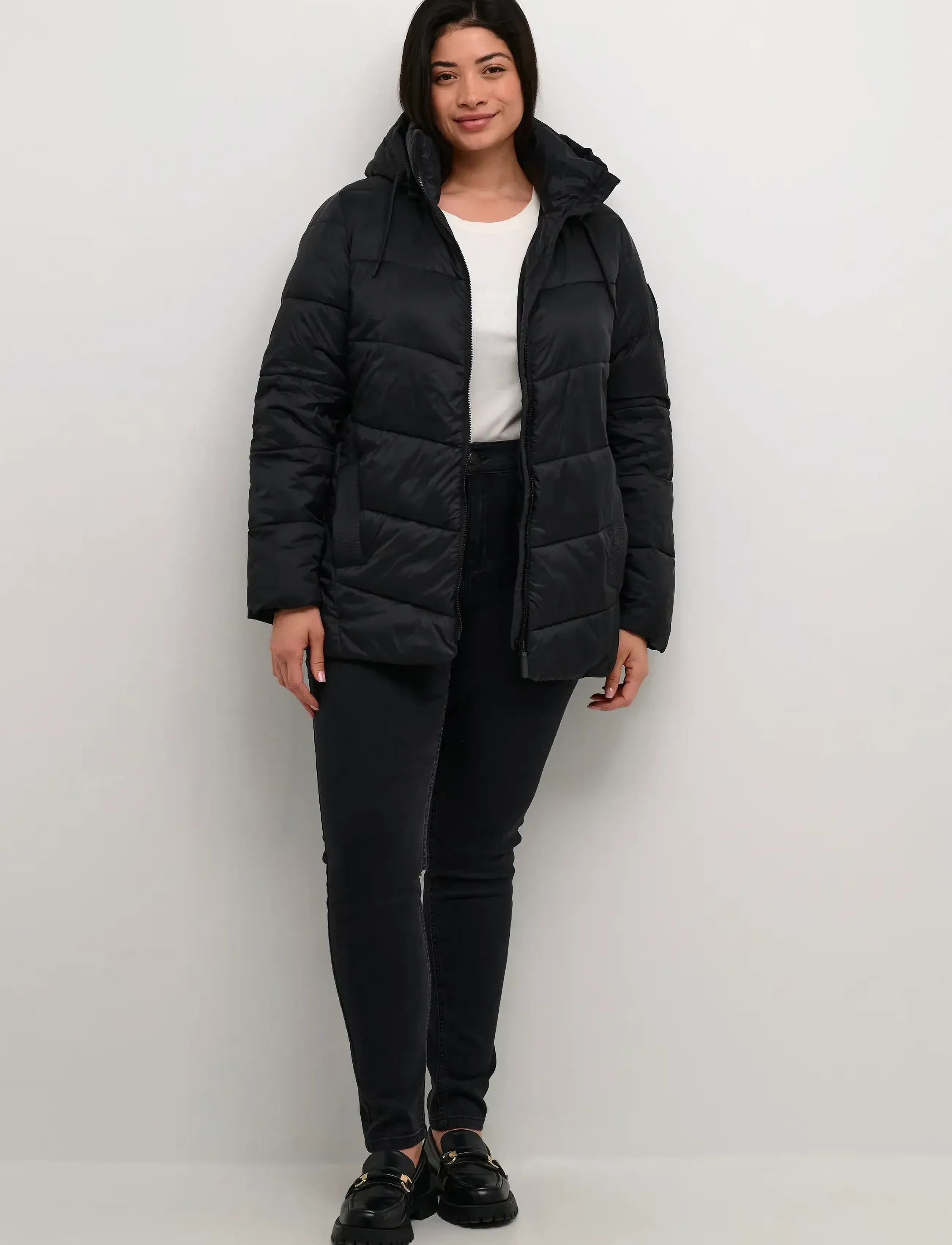 Kaffe Curve - KCsusanna Jacket - sulejoped ja voodriga joped - black deep - 3