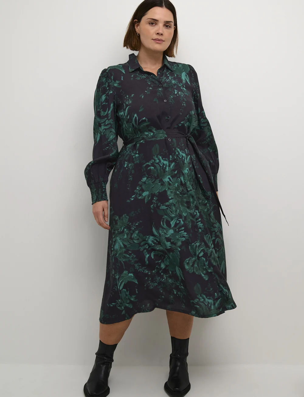 Kaffe Curve Kcmina Shirt Dress Midi jurken Boozt