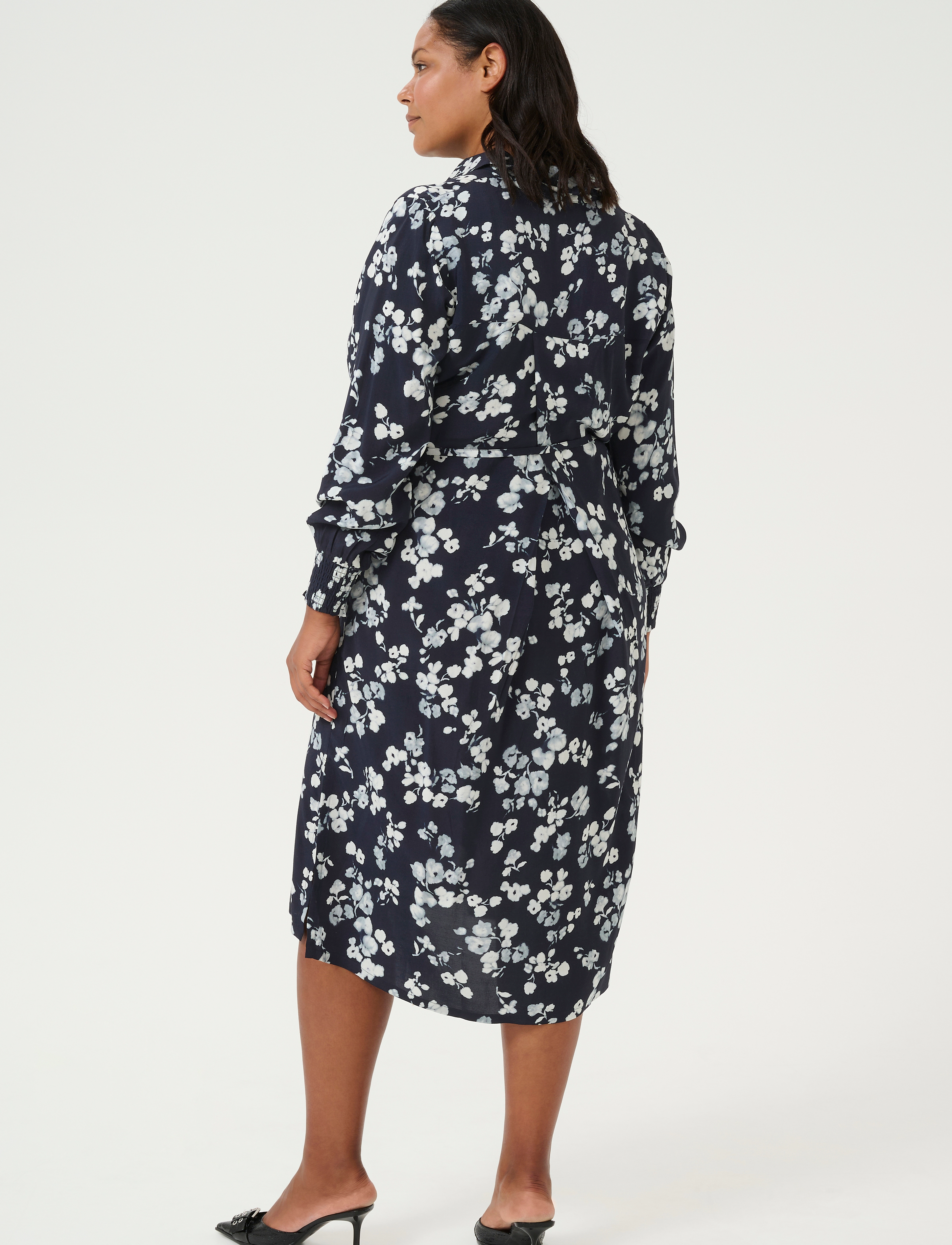 Kaffe Curve - KCalicia Shirt Dress - särkkleidid - marine flower - 3
