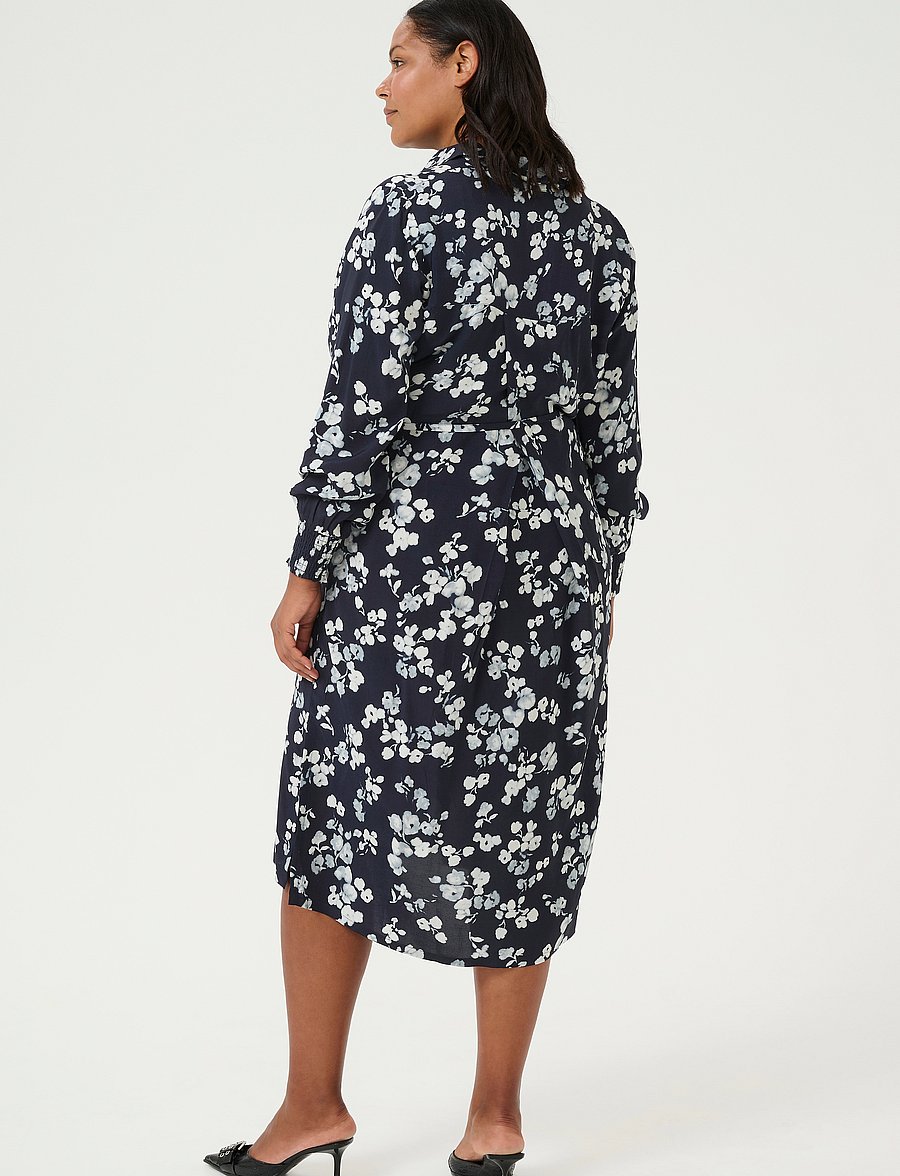 Kaffe Curve - KCalicia Shirt Dress - särkkleidid - marine flower - 3