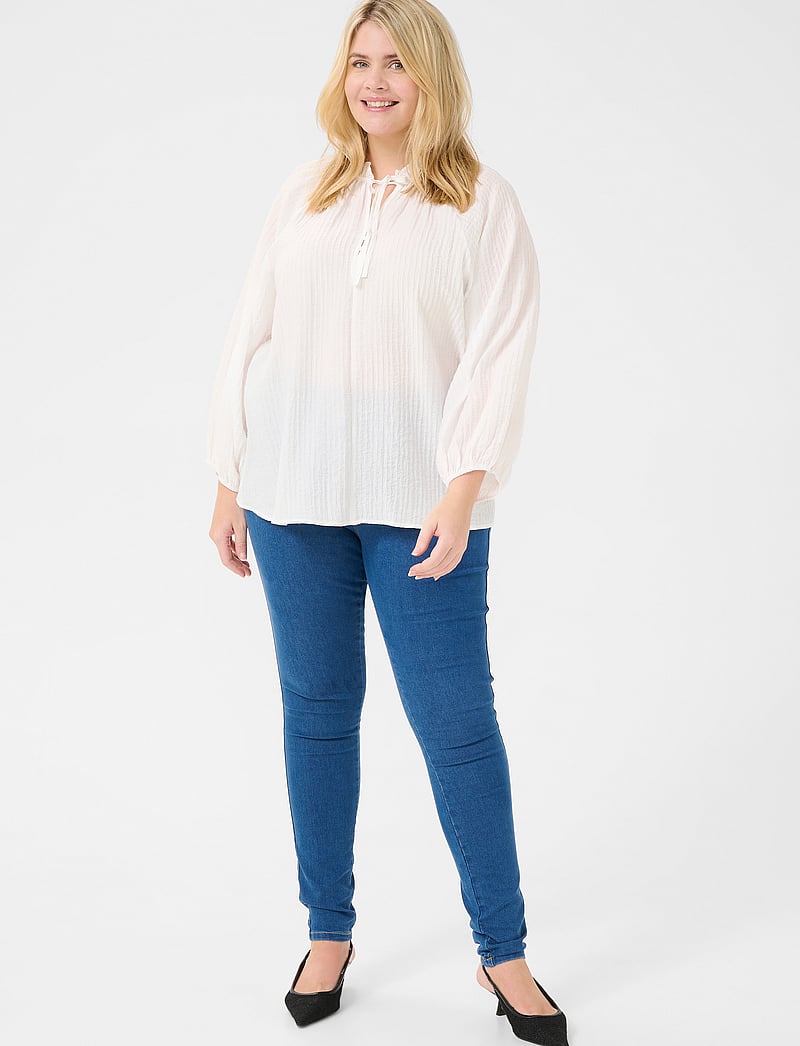 Kaffe Curve - KClinna Blouse - langärmlige blusen - chalk - 3