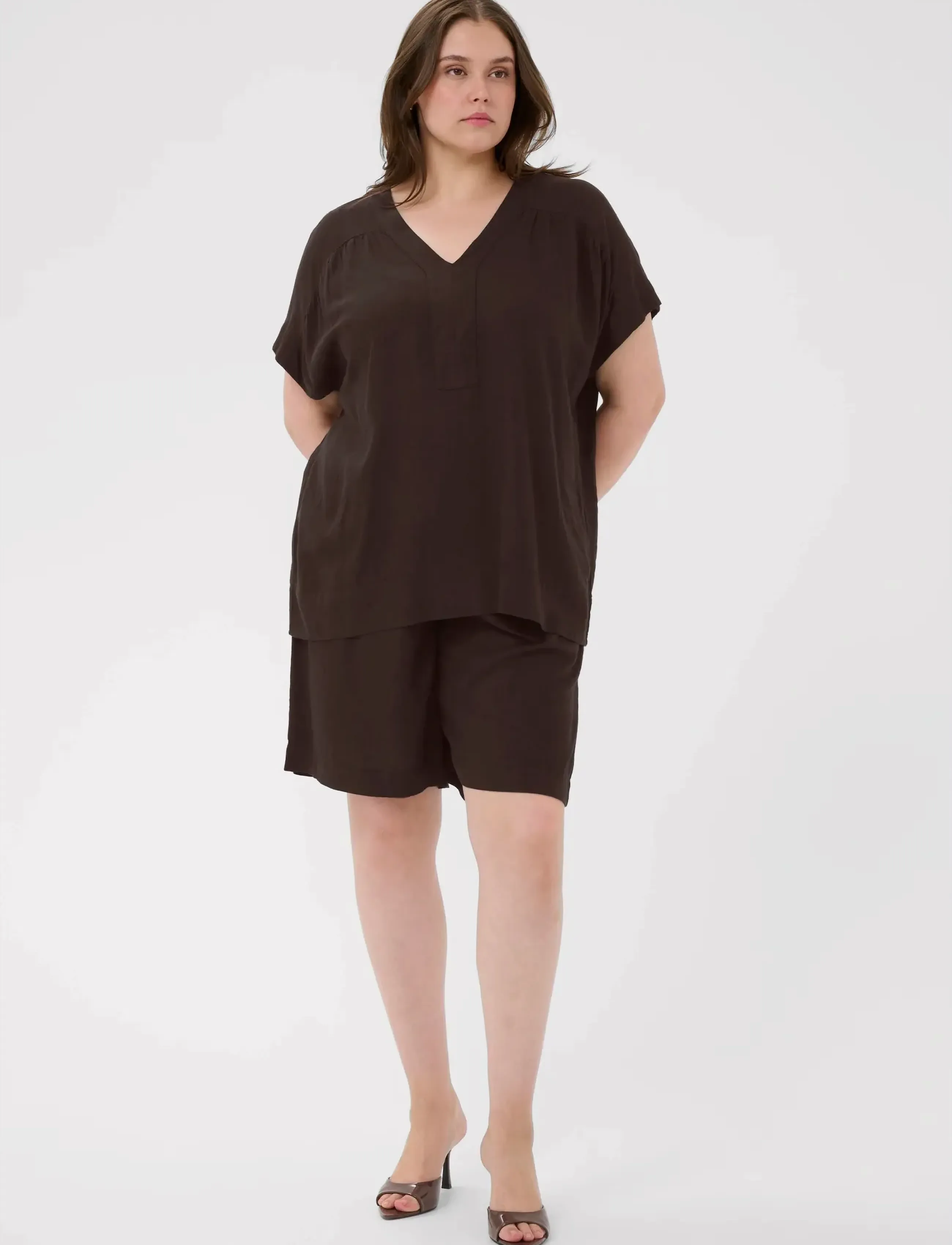 Kaffe Curve - KCmille Wing SL Blouse - kurzämlige blusen - black coffee - 3