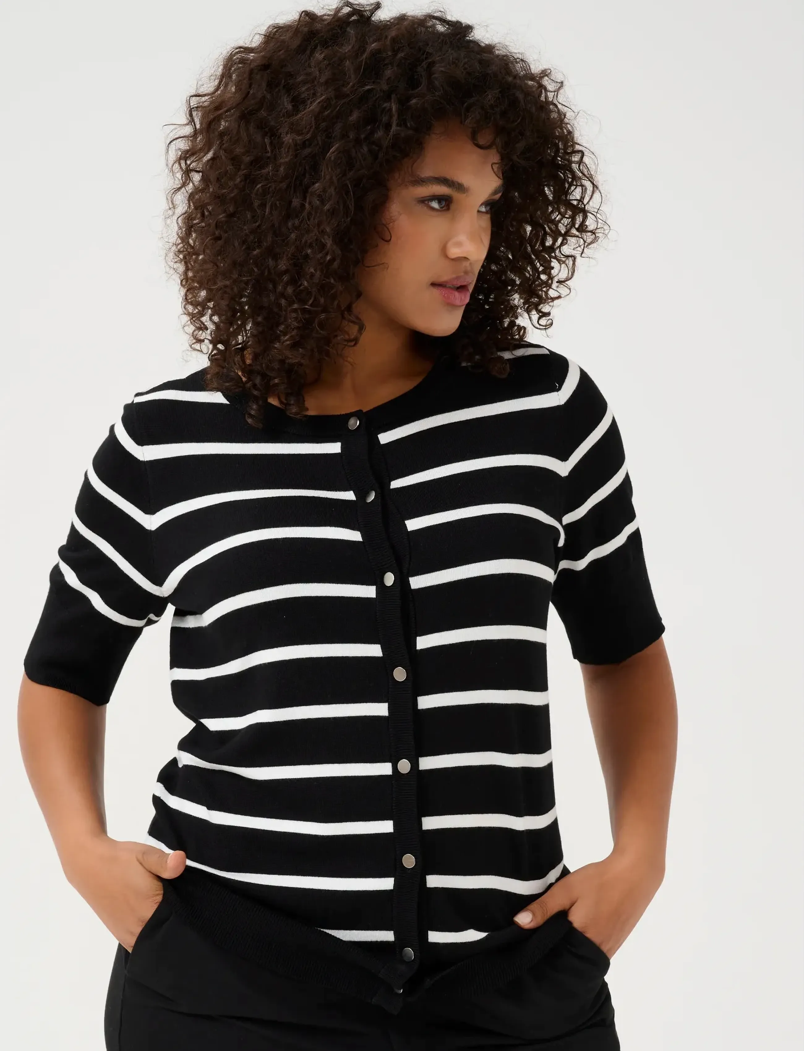 Kclizzy Short Sl Cardigan