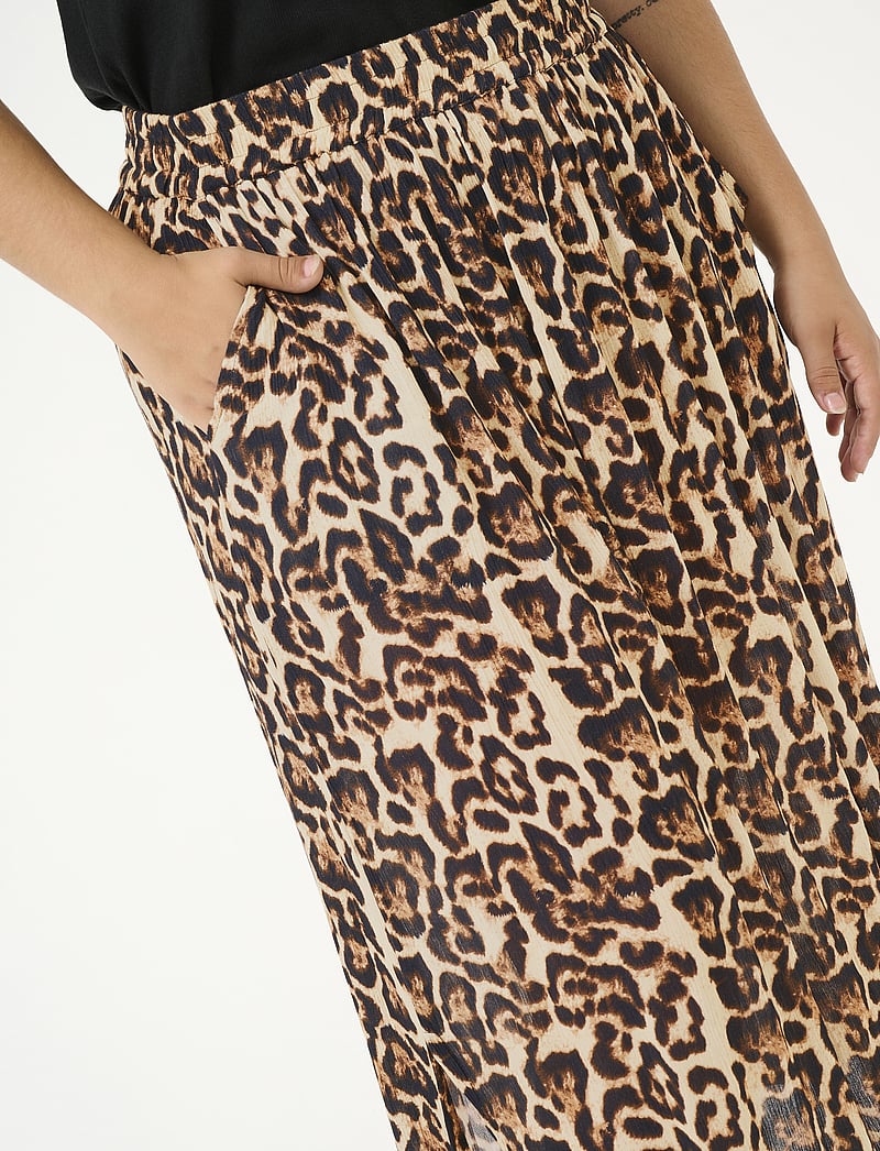 Kaffe Curve - KCedina Ami Skirt - midi-röcke - naturel leopard print - 5