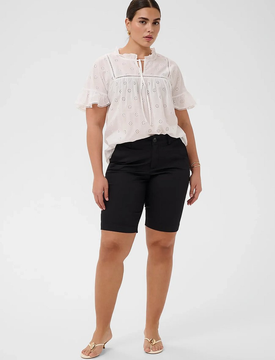 Kaffe Curve - KCleana City Shorts - bermudashorts - black deep - 3