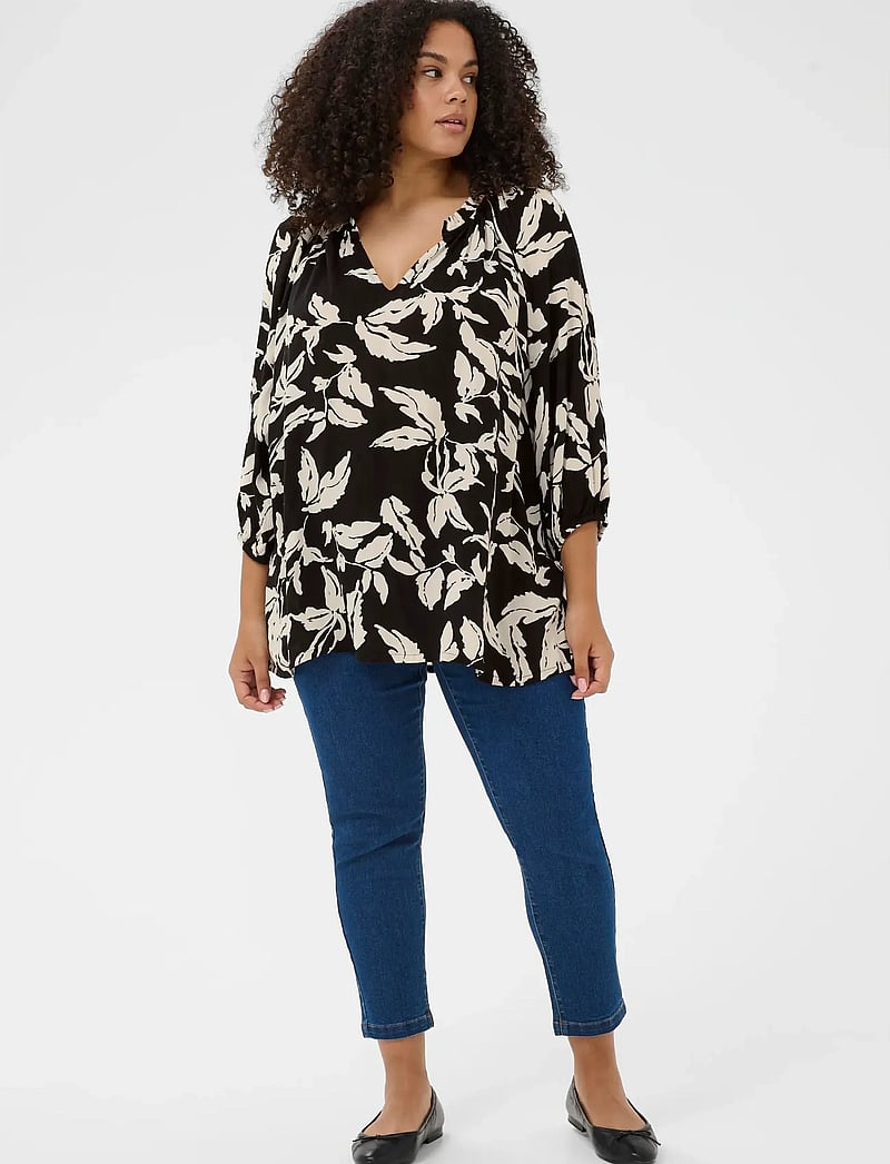 Kaffe Curve - KCtrine Ami Blouse - långärmade blusar - black chalk leaves - 0