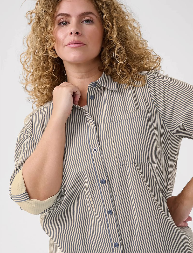 Kaffe Curve - KCnana Striped Shirt Tunic - langärmlige hemden - midnight/white stripe - 5