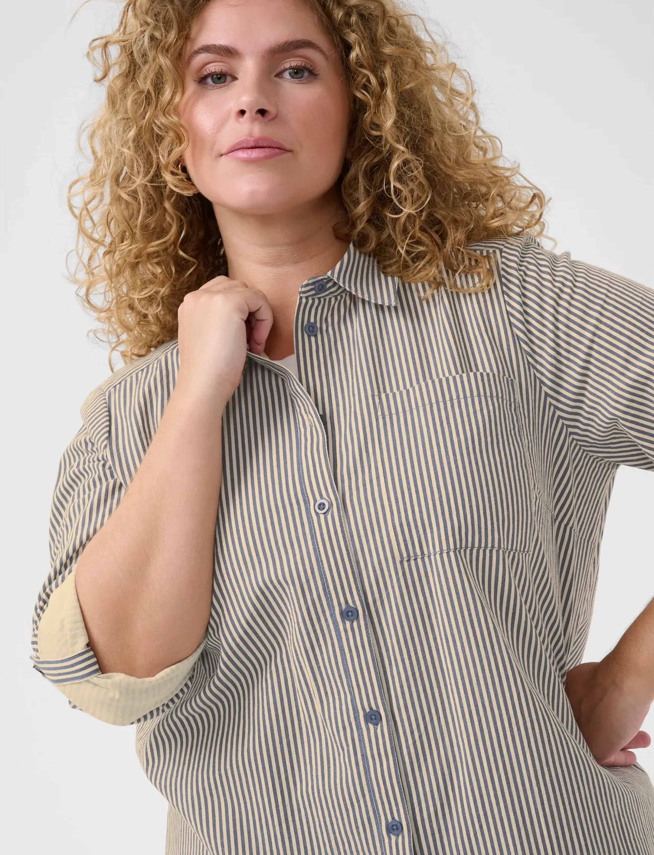 Kaffe Curve - KCnana Striped Shirt Tunic - long-sleeved shirts - midnight/white stripe - 5