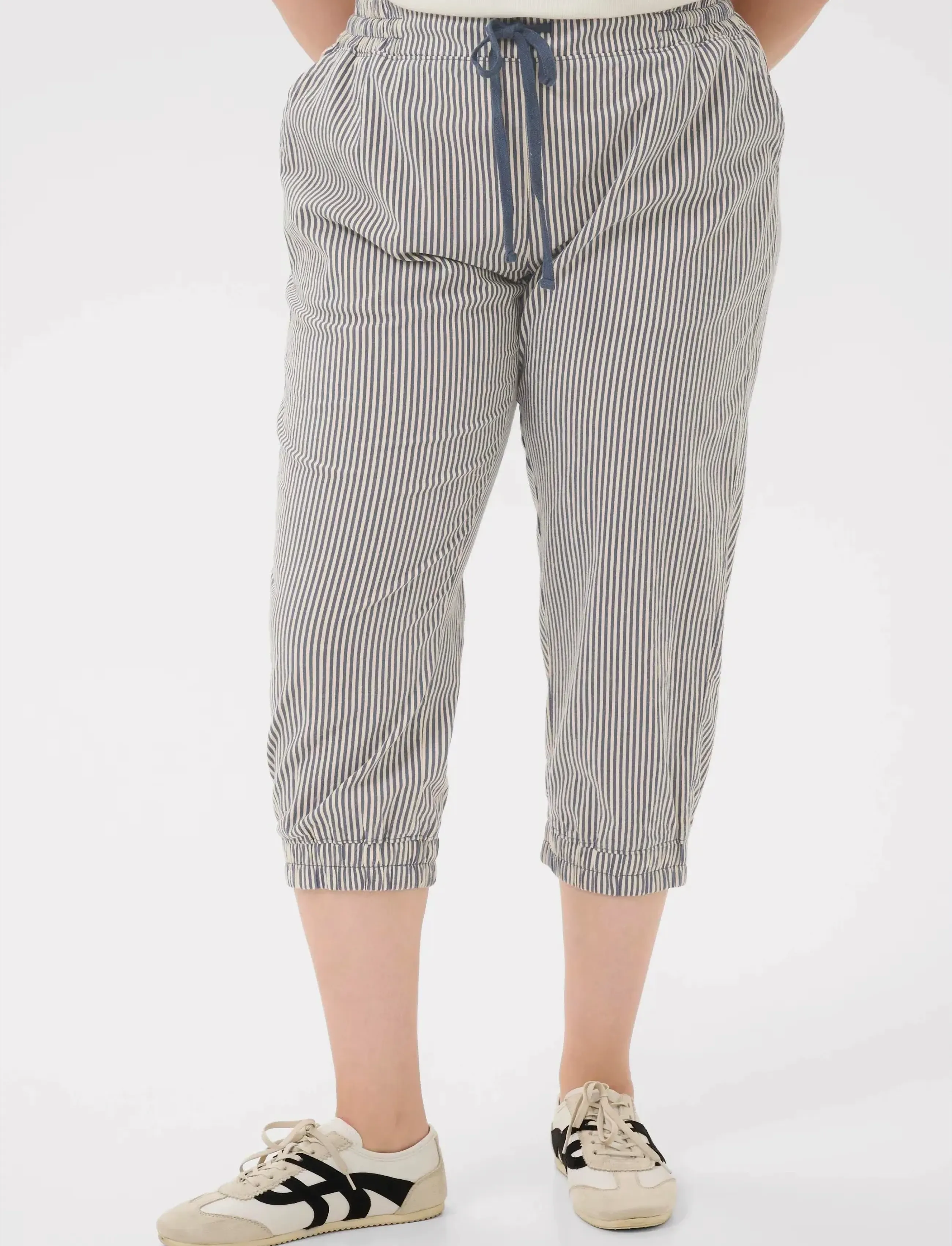 Kaffe Curve Kcnana Striped Capri Pants, 46, Navy, Bukser > Capri-Bukser, Dame