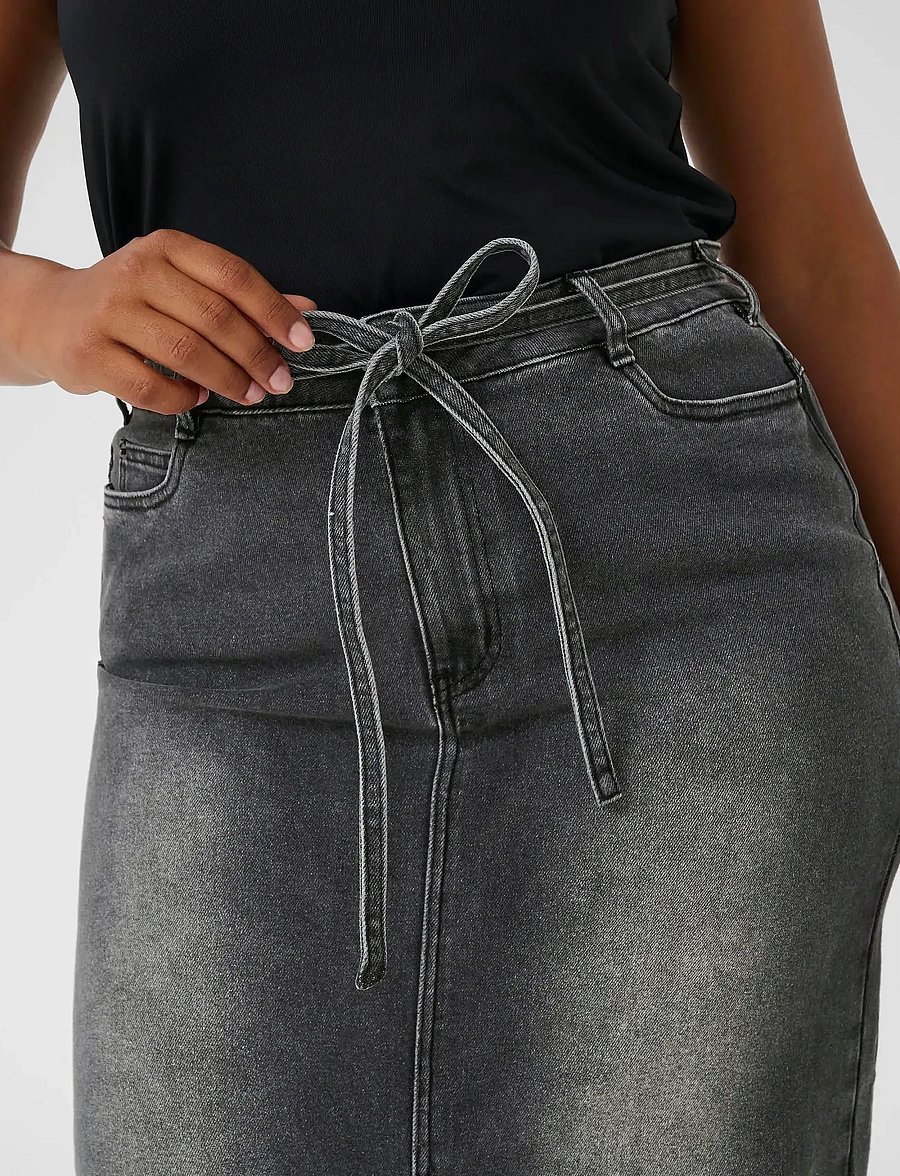 Kaffe Curve - KCally Denim Skirt - džinsiniai sijonai - medium grey denim - 5