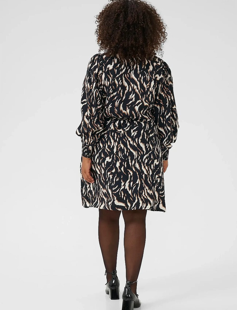 Kaffe Curve - KCmilina Dress - robes d'été - black/brown graphic animal - 4