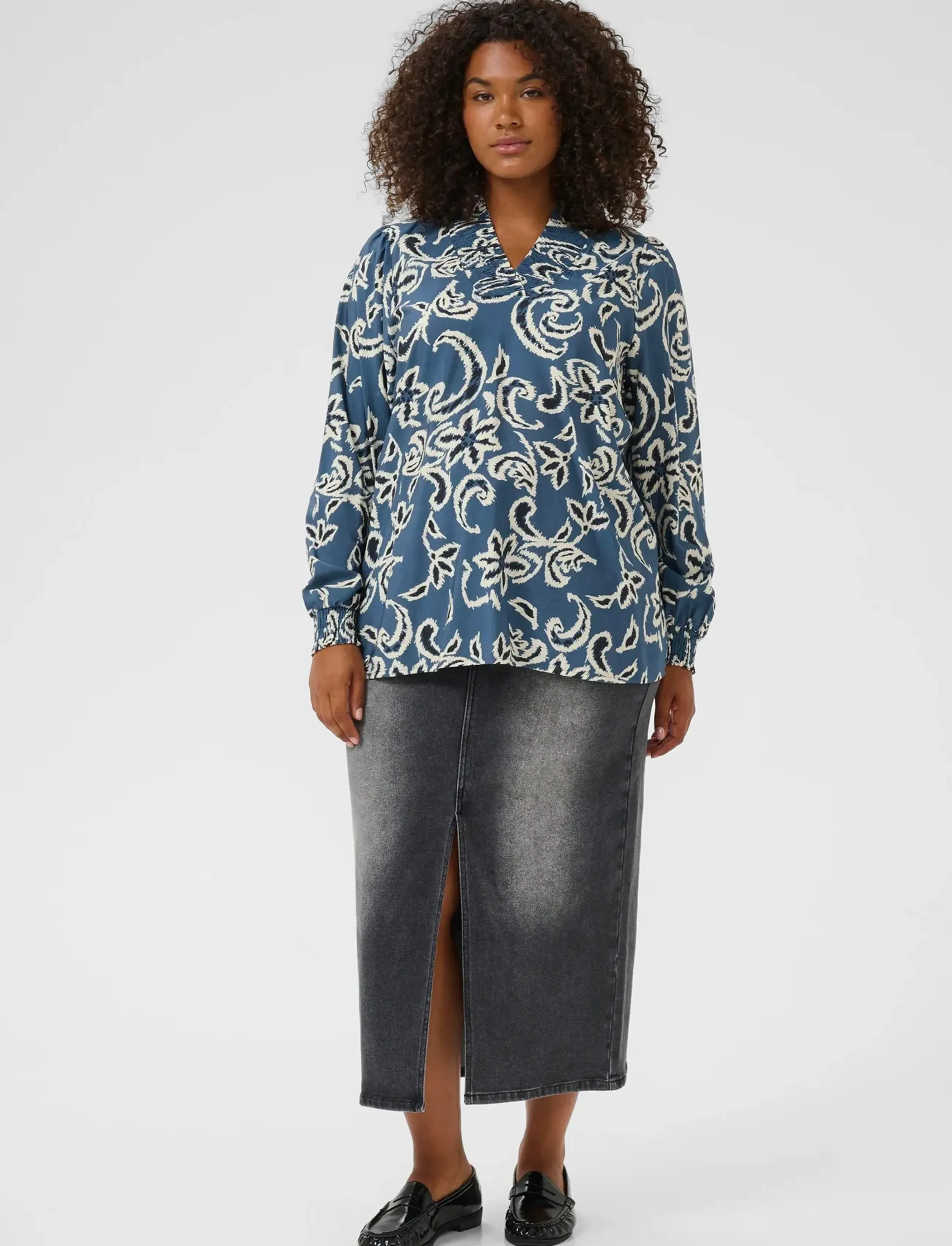 Kaffe Curve - KCmahlia Blouse - langärmlige blusen - bering sea/white paisley - 3