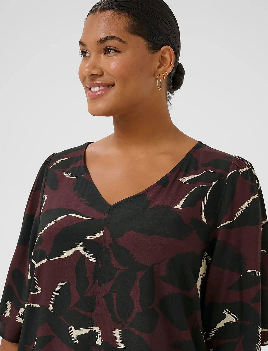 Kaffe Curve - KCmilana Dress - t-shirt dresses - windsor wine/black flower - 4