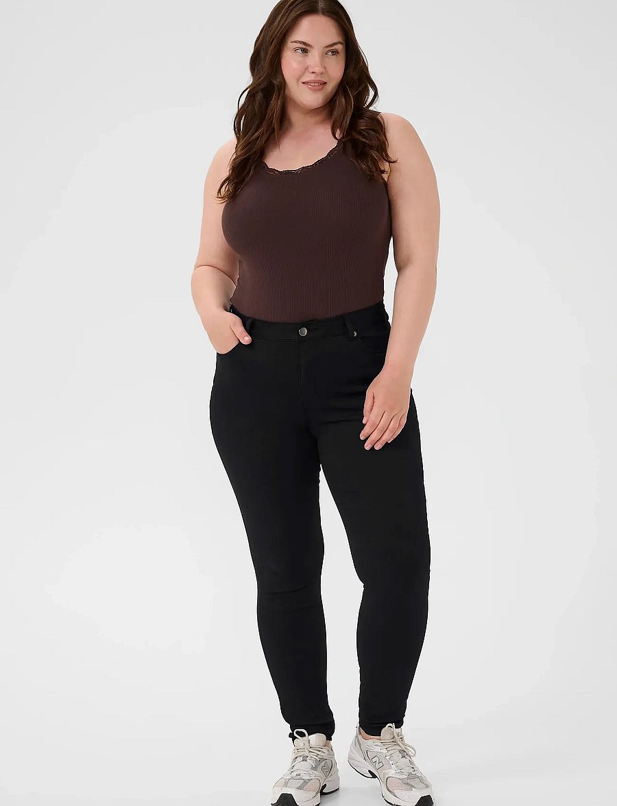 Kaffe Curve - KClena Slim Jeans - slim-fit-jeans - black deep - 3