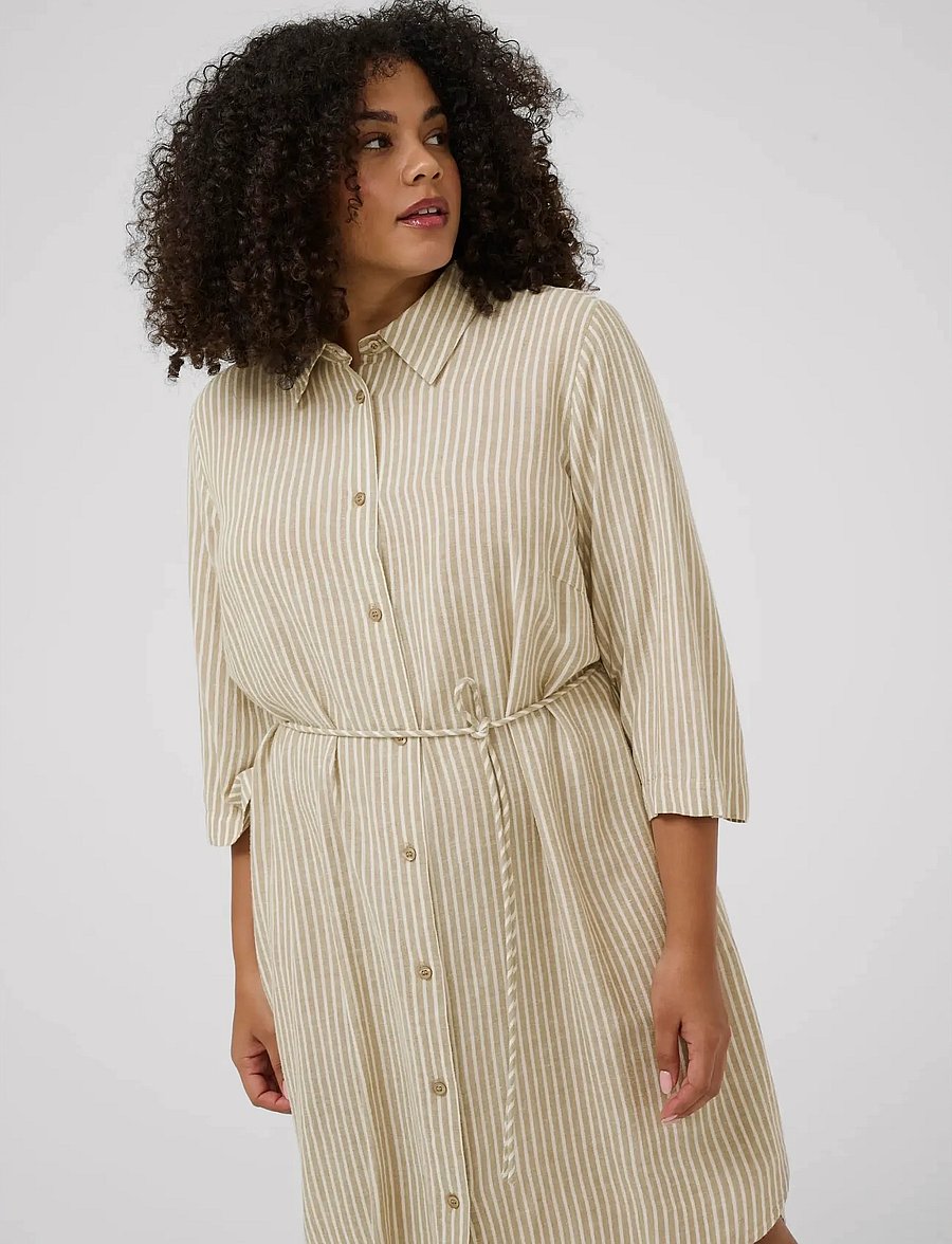 Kaffe Curve - KCmille Short Shirt Dress - sommarklänningar - chinchilla/chalk stripe - 4