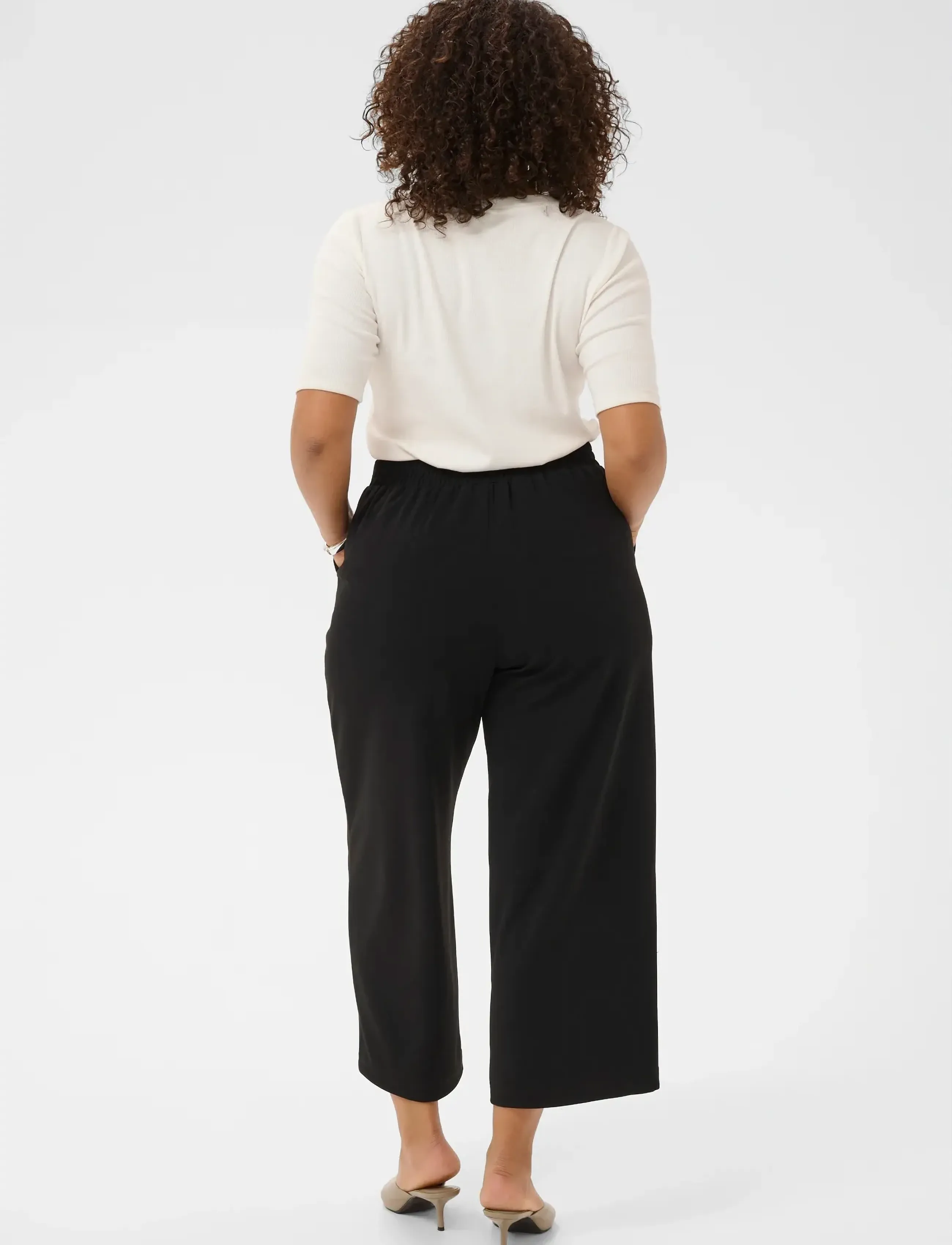 Kcpheolo Cropped Pants 3