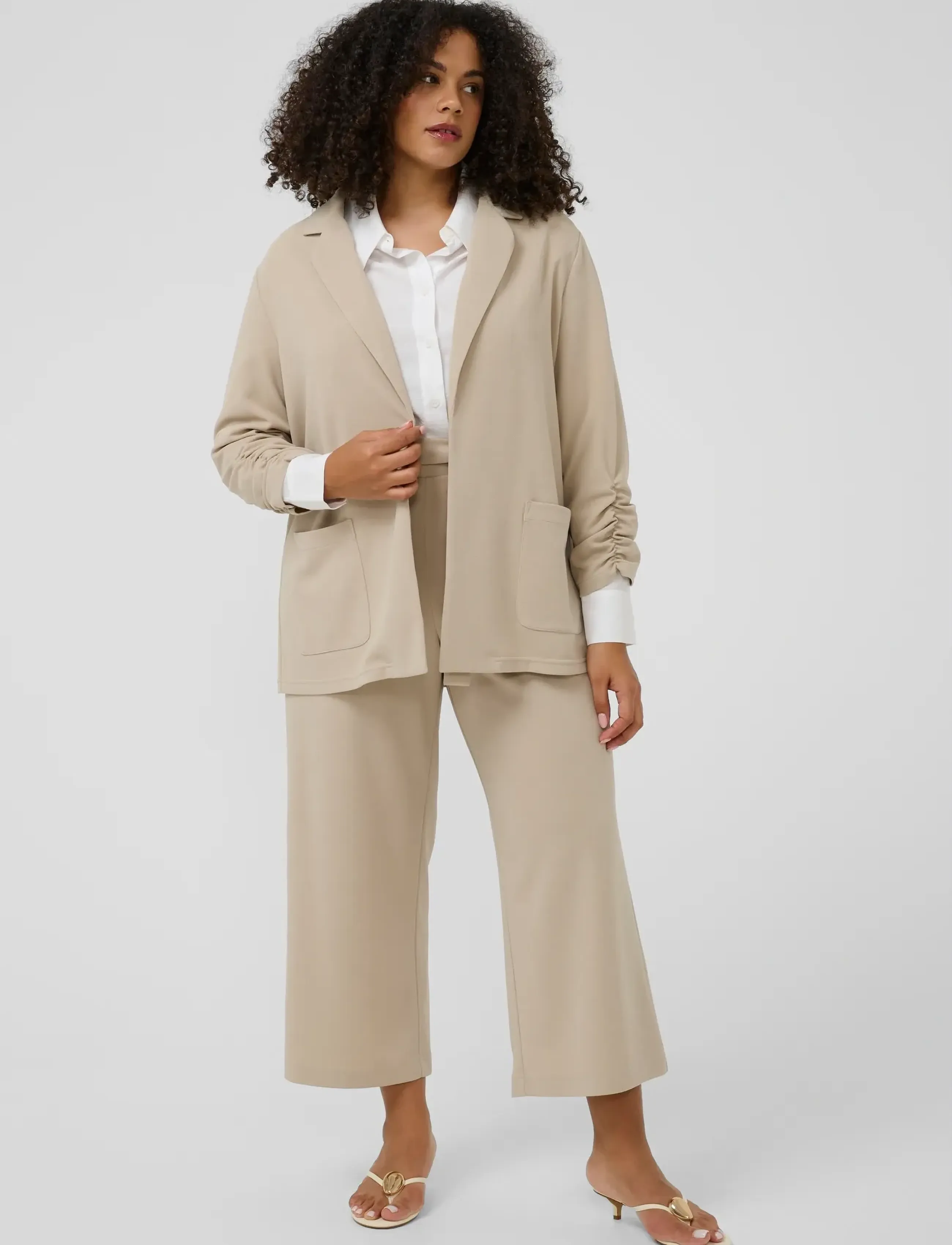 Kaffe Curve - KCpheolo 3/4 SL Blazer - “oversized” stiliaus švarkai - feather gray - 3