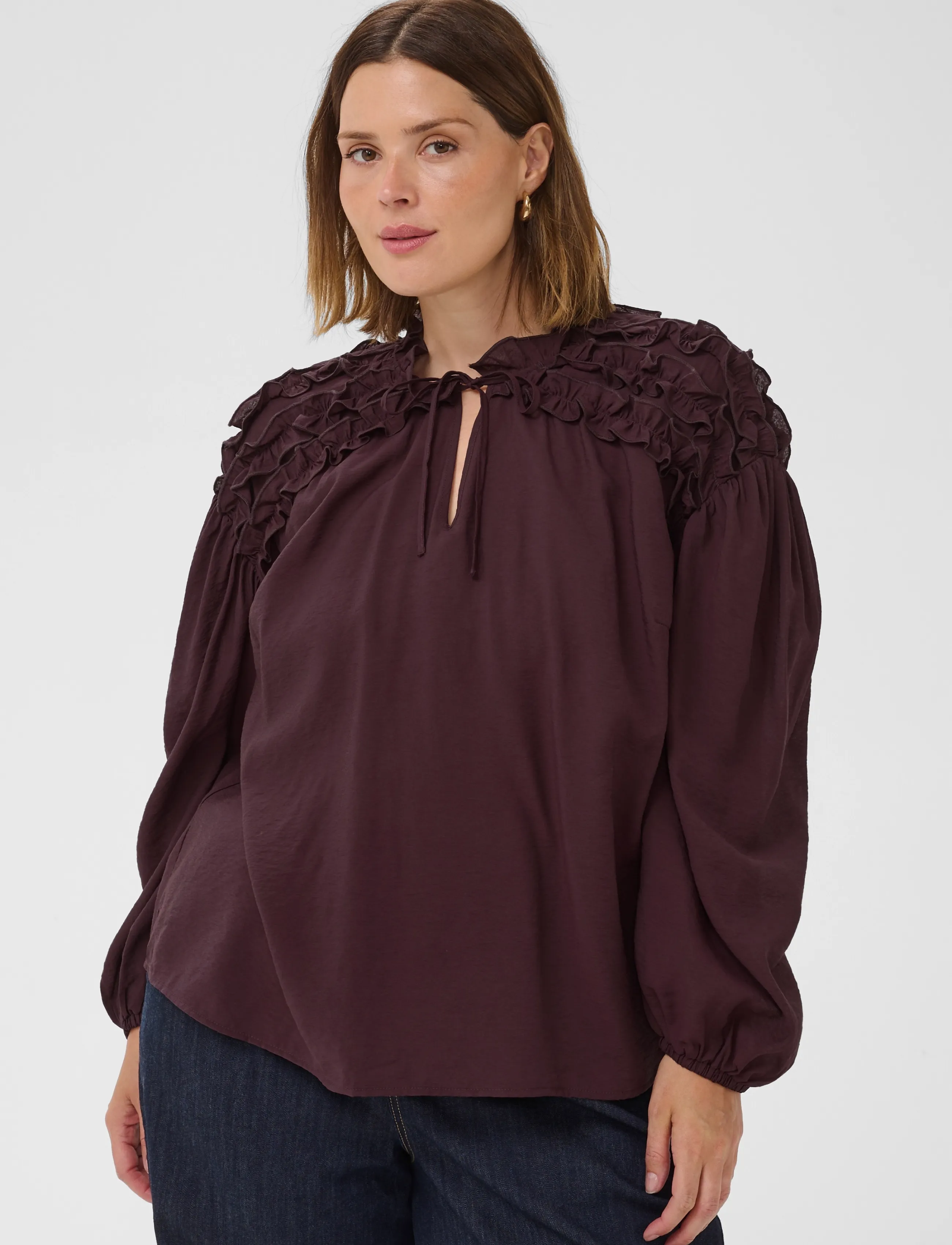 Kaffe Curve - KCnicola Ruffle Shirt - langærmede skjorter - fudge - 1