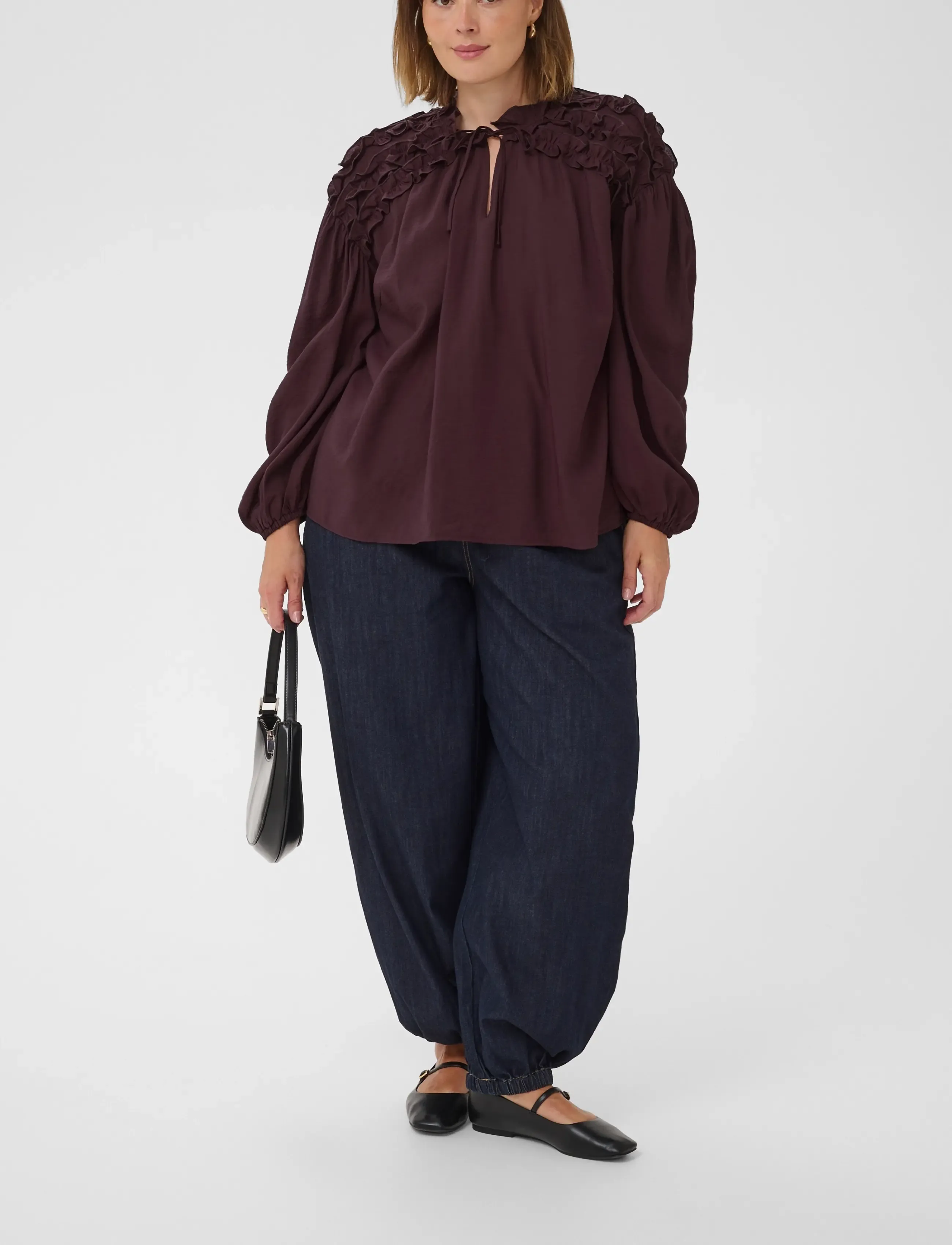 Kaffe Curve - KCnicola Ruffle Shirt - langærmede skjorter - fudge - 2