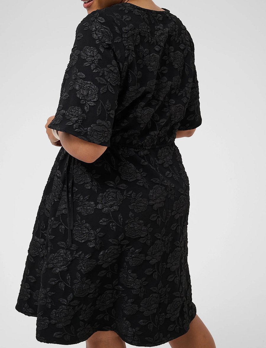 Kaffe Curve - KCcamina Dress - korta klänningar - black deep - 5