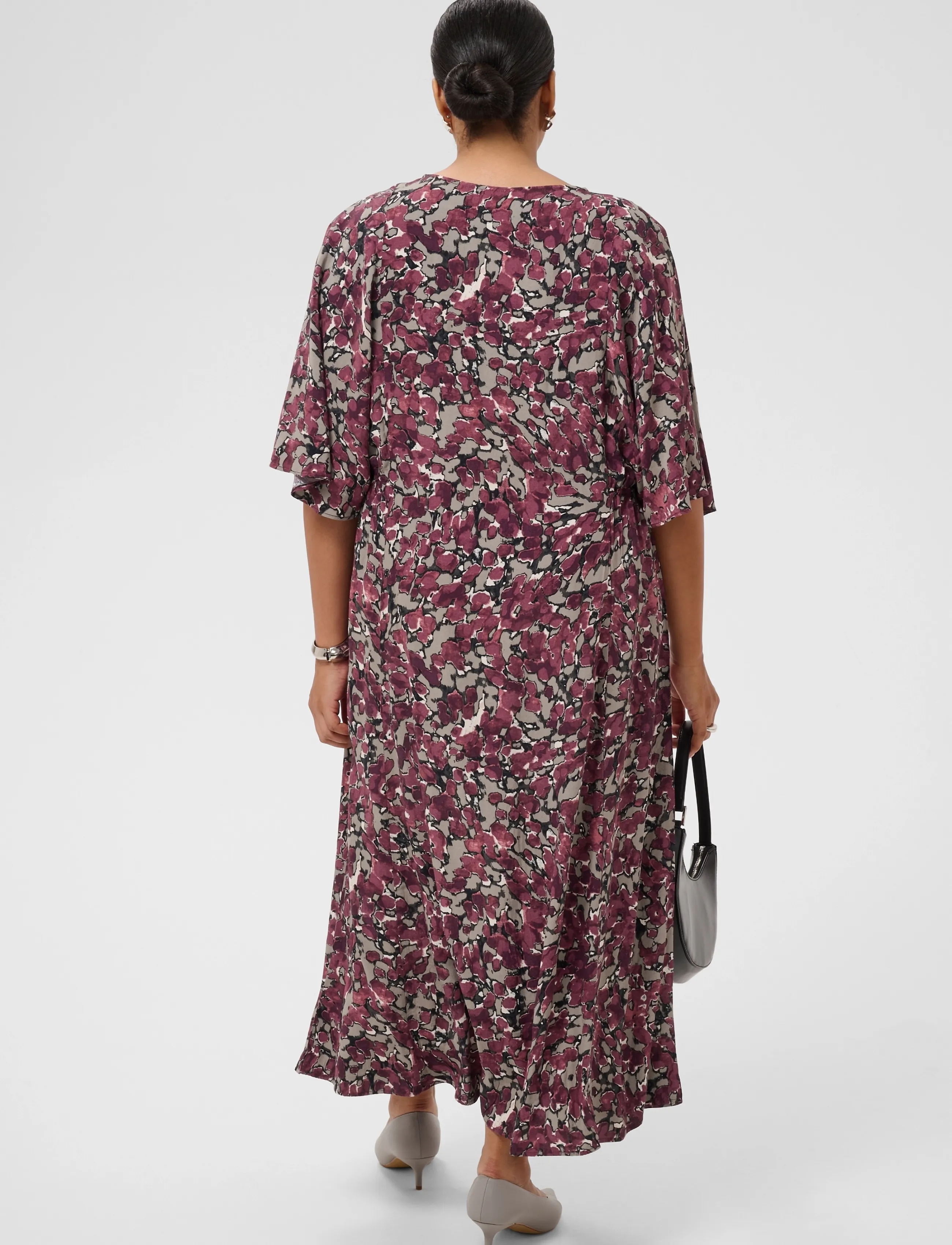 Kaffe Curve - KCmaggie Dress - fudge abstract animal - 3