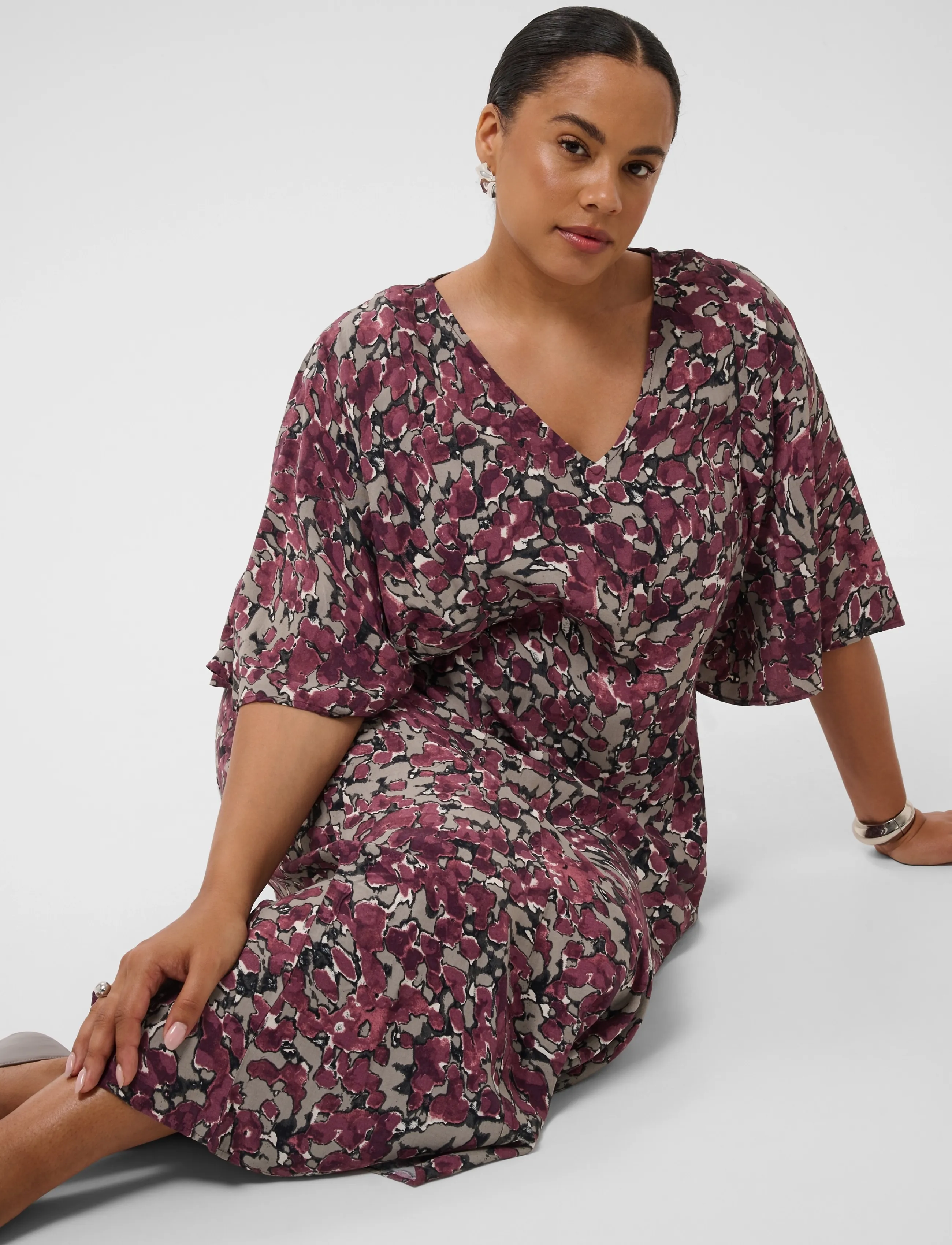 Kaffe Curve - KCmaggie Dress - fudge abstract animal - 4